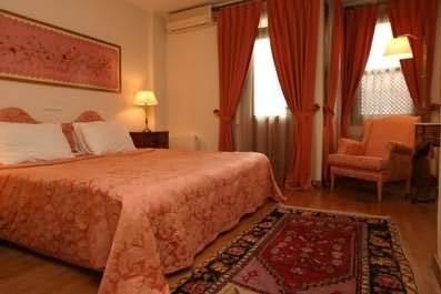 Sari Istambul